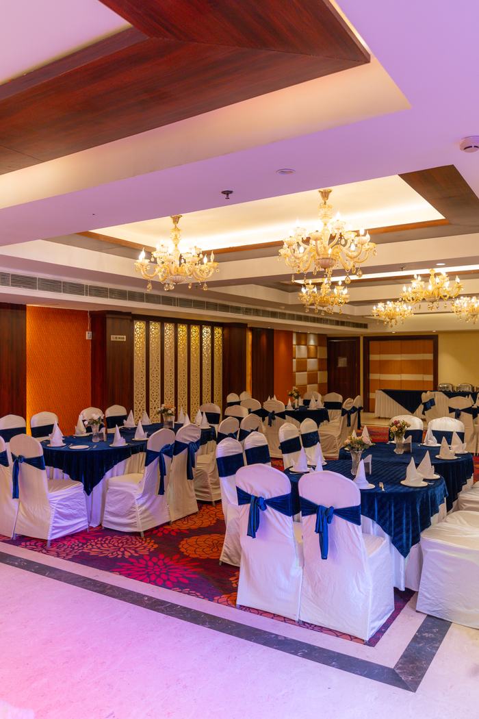 The hall dressed in blue and white